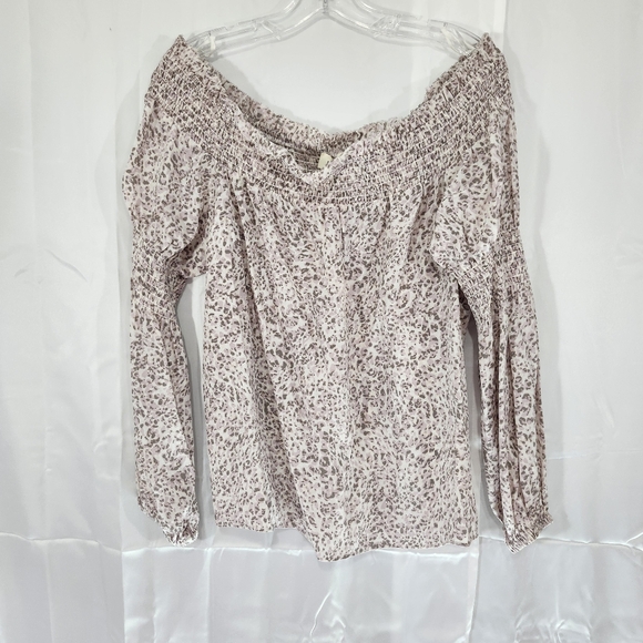 L'agence Size Large Off-Shoulder Leopard Print Top - Picture 1 of 11